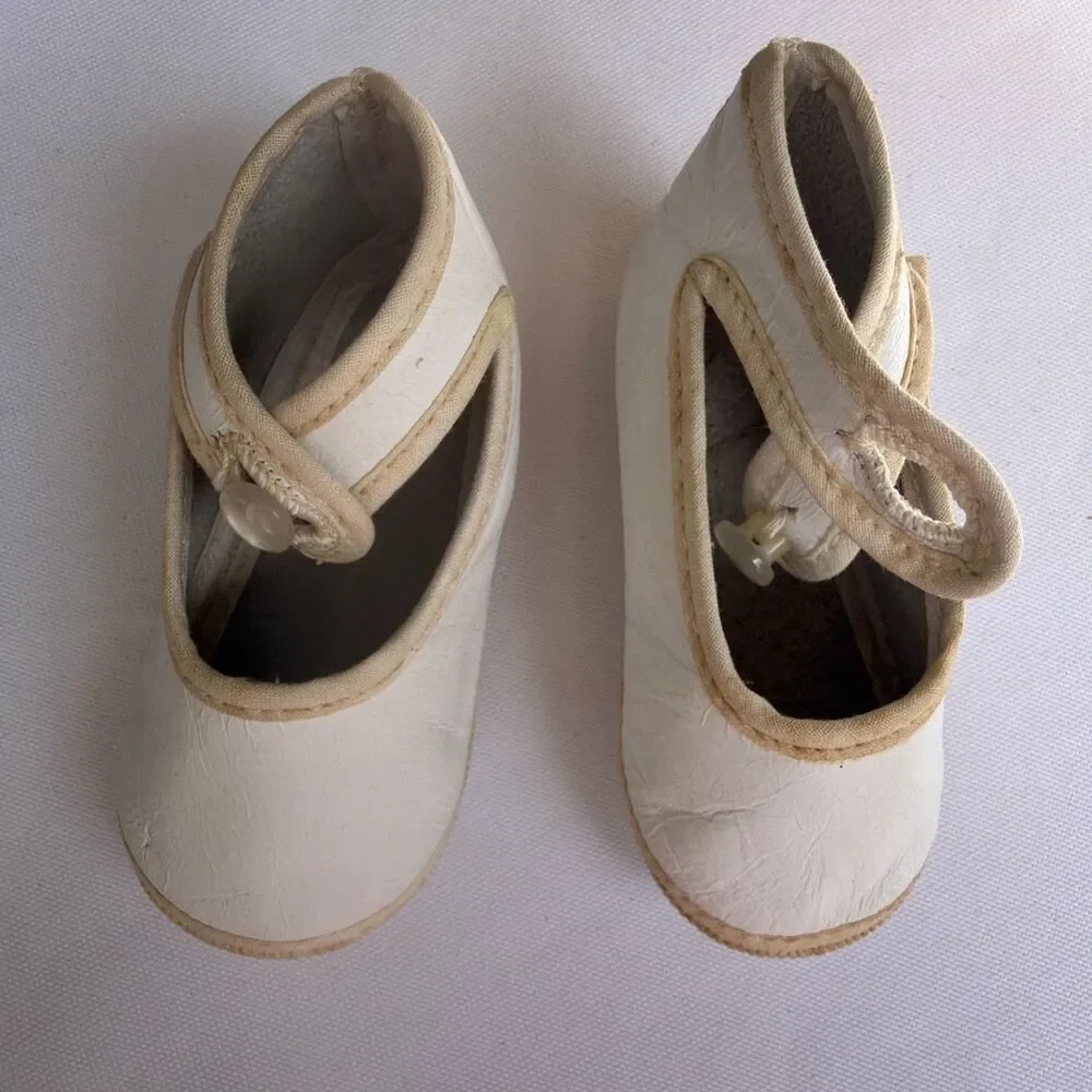 Vintage White Oilcloth Doll Shoes - Pearl Button Detail - Antique Fashion Doll
